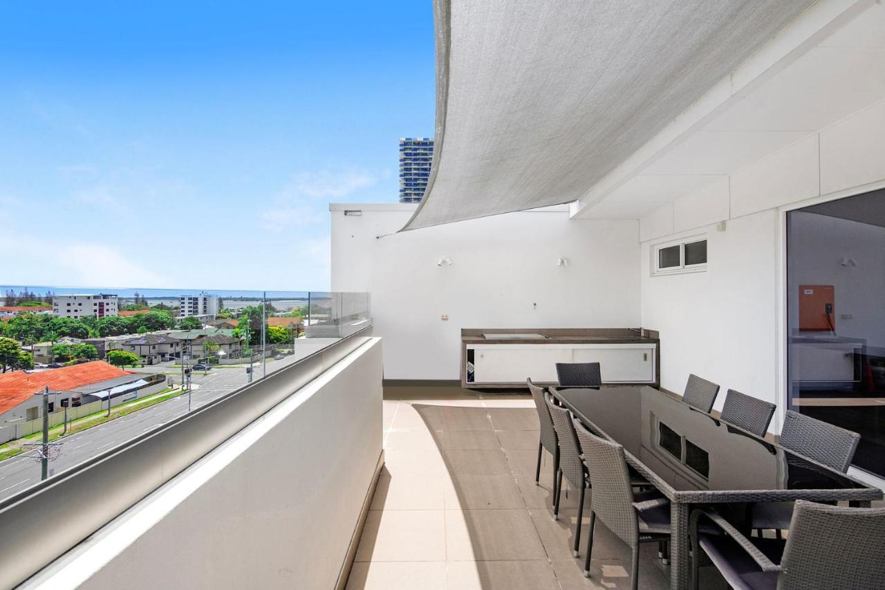 Modern Contemporary Southport Apartment - Coasthm Gold Coast Luaran gambar